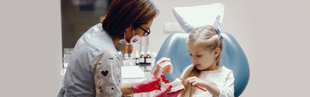 How Preventive Dentistry Successfully Prevents Dental Complications