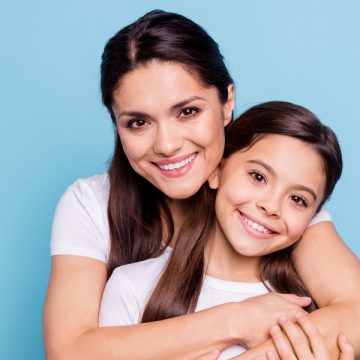 5 Ways to Naturally Whiten Your Child’s Teeth